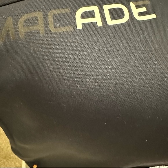 Macade Golf Zip Up Jacket/Vest. Sz L Performance Golf Activewear. - Picture 7 of 7